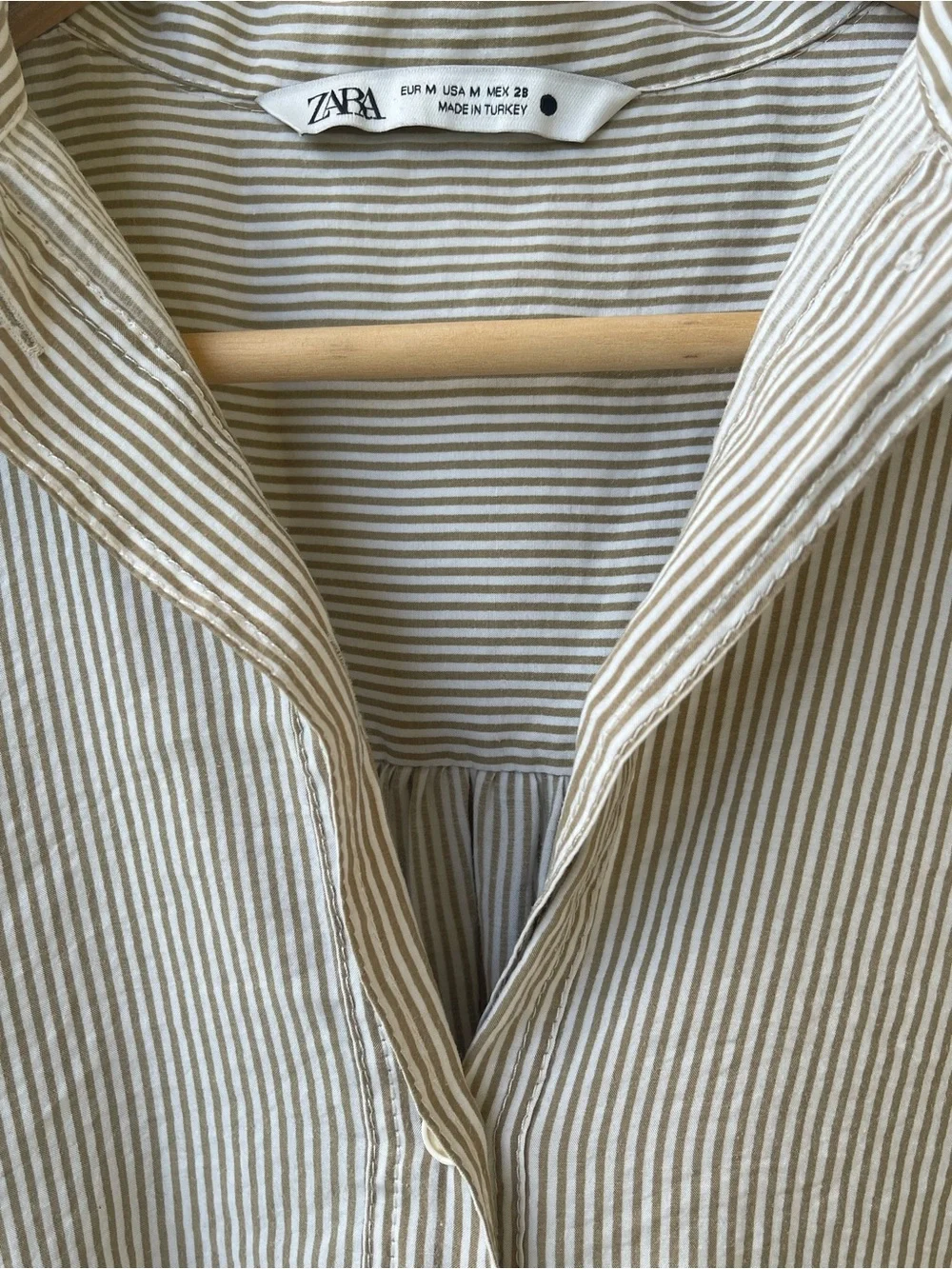 ZARA Beige & White Striped Popover Blouse | Relaxed/ Boho Chic Size Medium - Picture 7 of 8